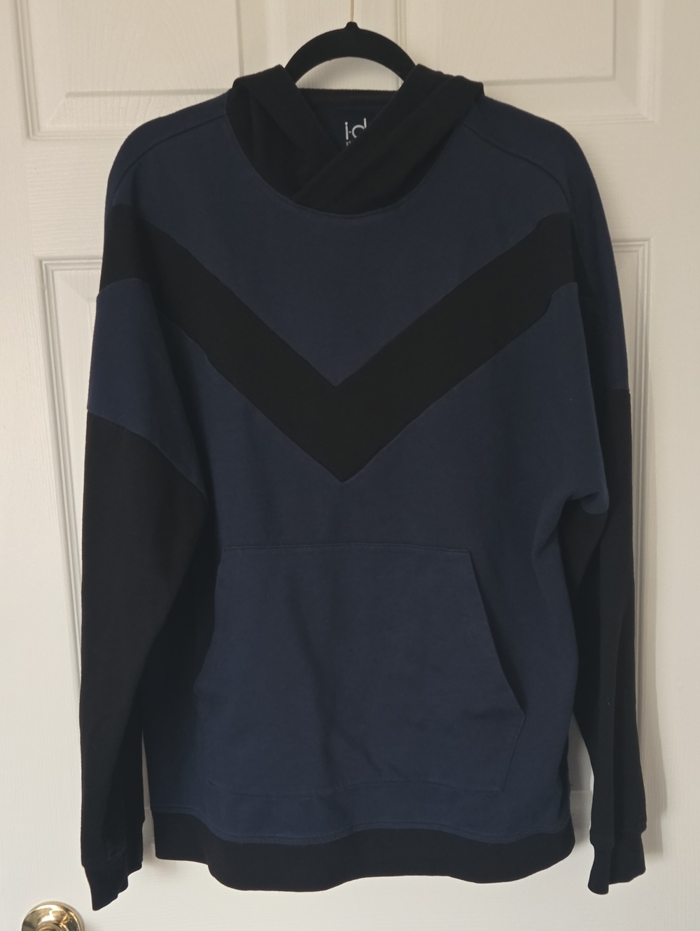 Ideology Men's Navy and Black Chevron Pullover Hoodie